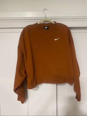 Nike Women's Cropped Crewneck Sweatshirt - Rust